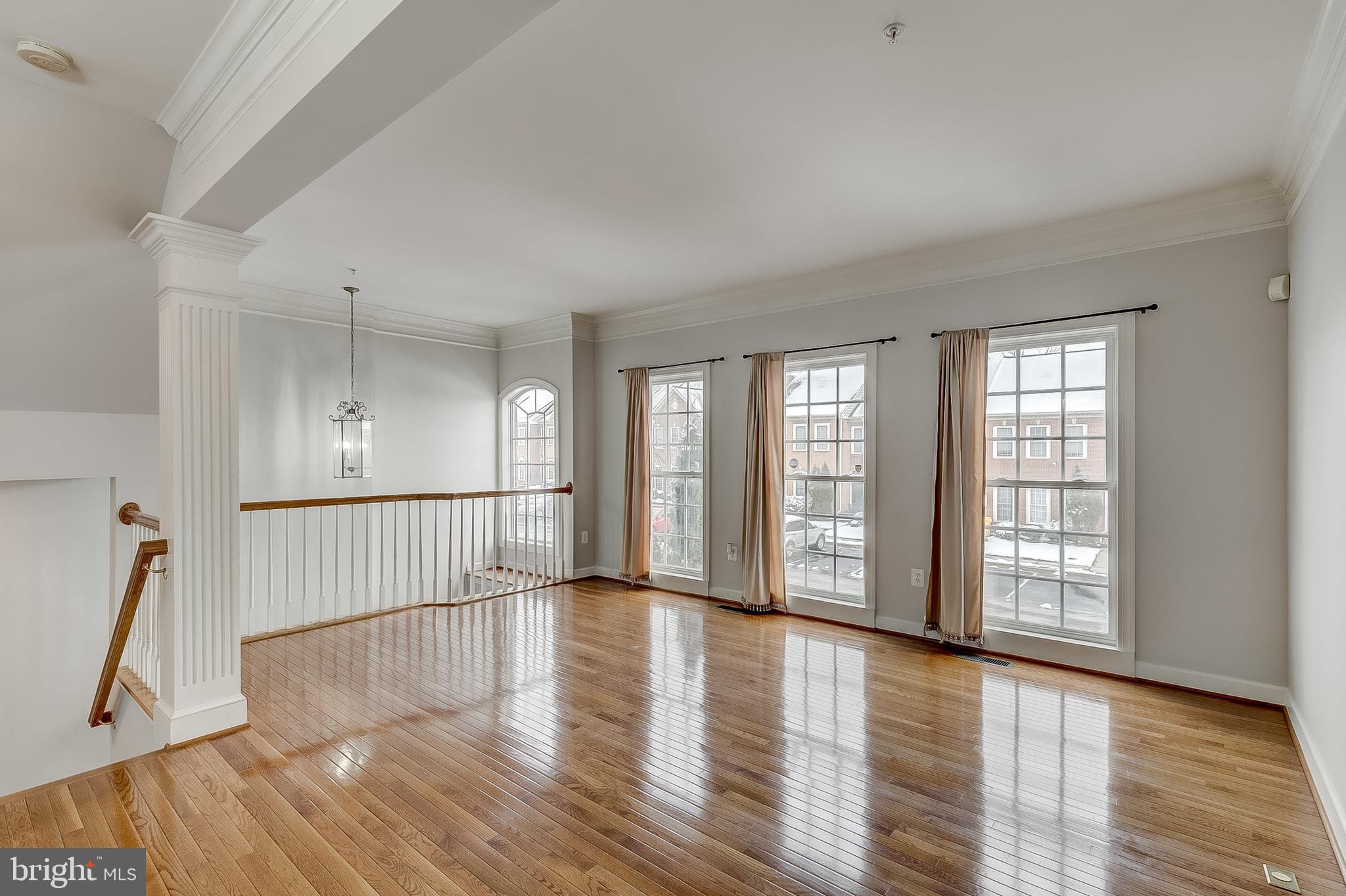 1514 Rutland Way Hanover, MD 21076 - Photo 5 of 39 Living Room
