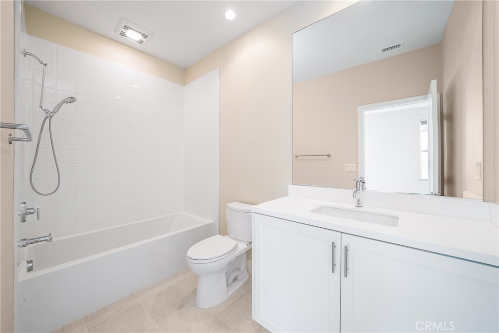 121 Tall Reed Irvine, CA 92618 - Photo 24 of 26
