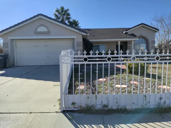 $449,900 | 37759 67th Street East, Palmdale, CA 93552