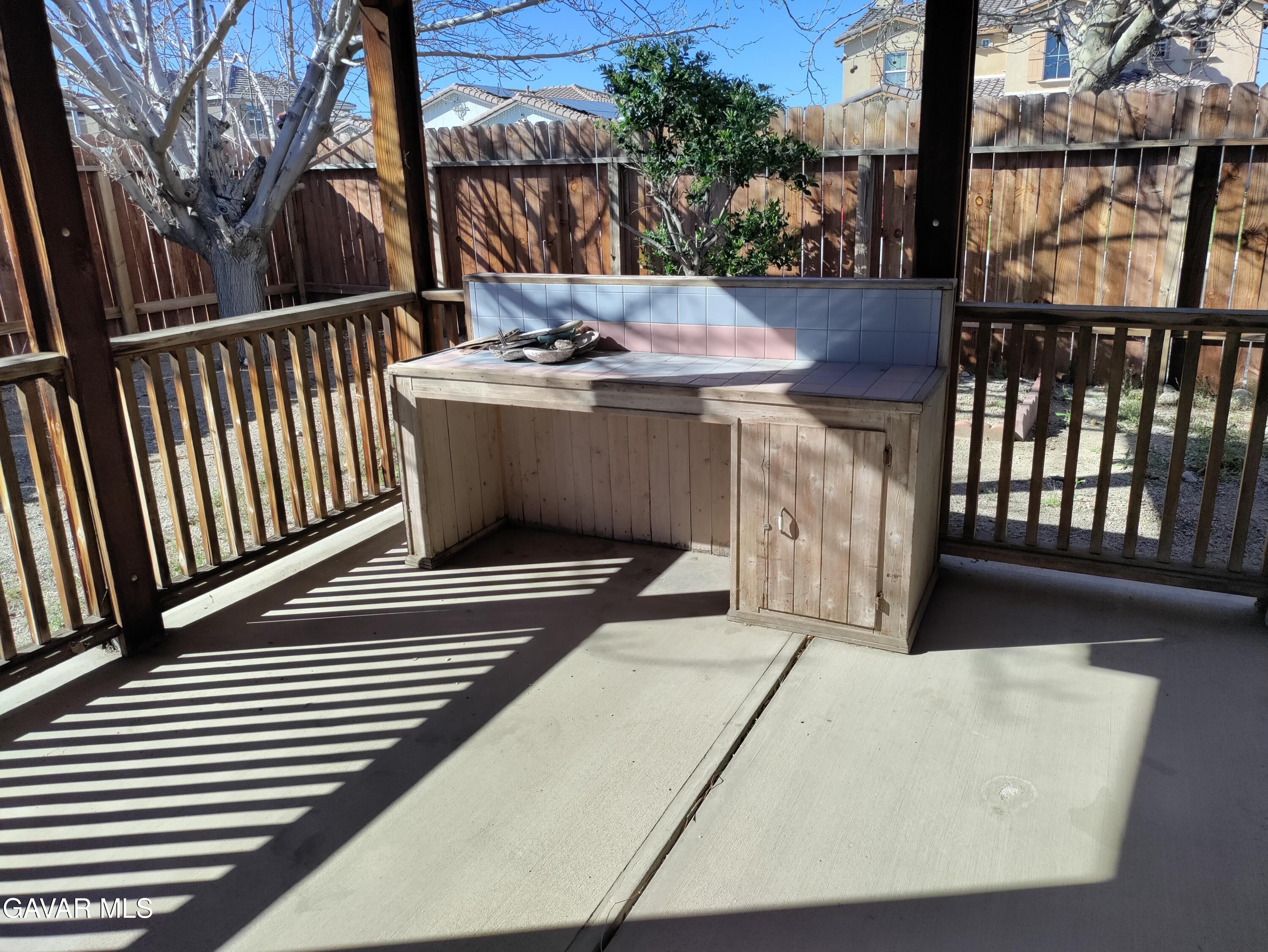 37759 67th Street East Palmdale, CA 93552 - Photo 25 of 27 a view of balcony and deck