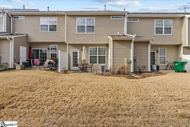 $1,850 | 132 Xander Drive, Greer, SC 29650