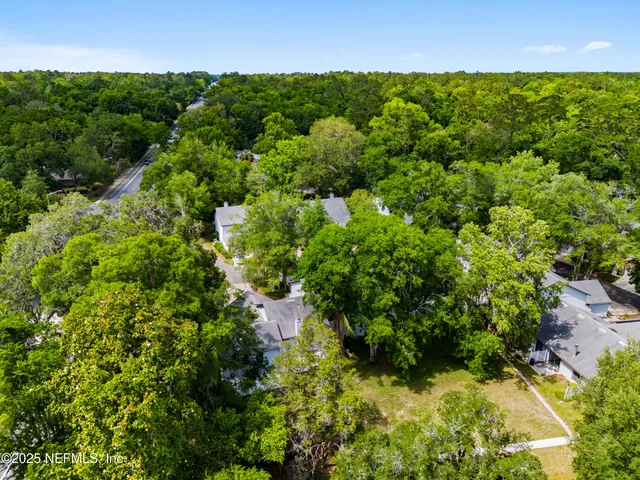 $215,707 | 938 Northwest Nw 42nd Terrace, Gainesville, FL 32605