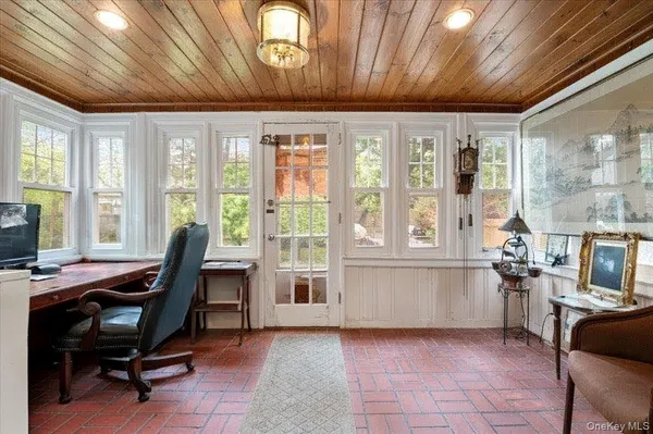 $1,699,000 | 421 Broadway, Lawrence, NY 11559