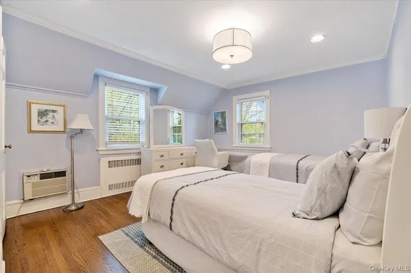 $1,699,000 | 421 Broadway, Lawrence, NY 11559