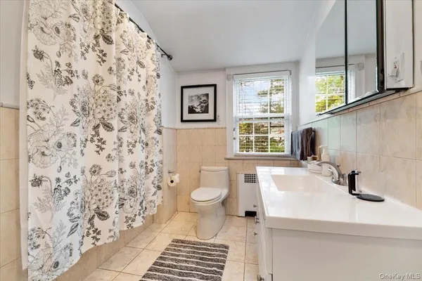 $1,699,000 | 421 Broadway, Lawrence, NY 11559