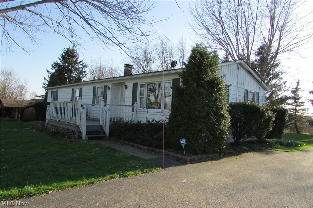 12598 Claridon Troy Road Chardon, OH 44024 - Photo 1 of 19 Gallery Image 1