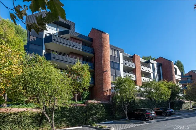 a view of building with yard