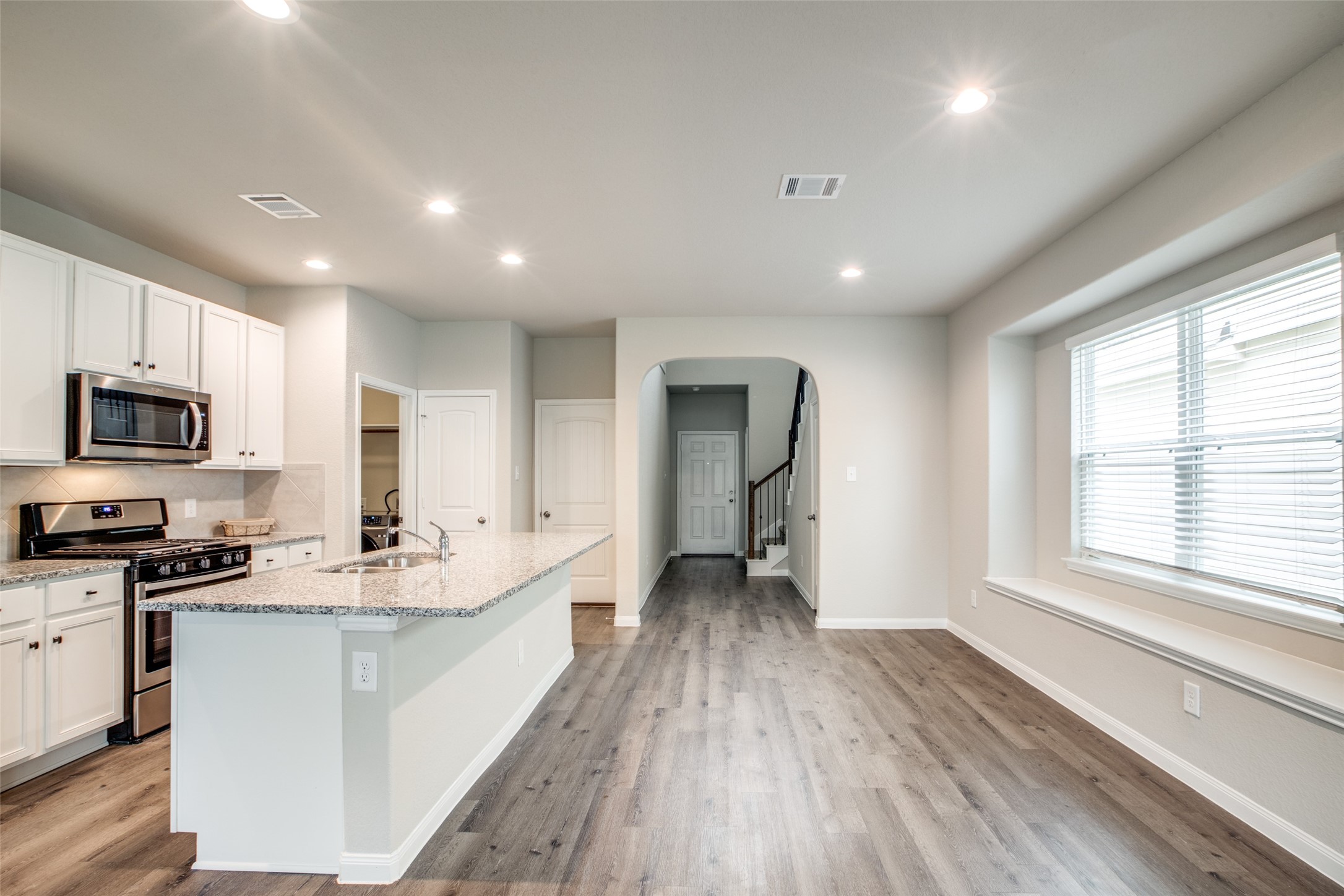 3649 Cub Drive Conroe, TX 77301 - Photo 12 of 36