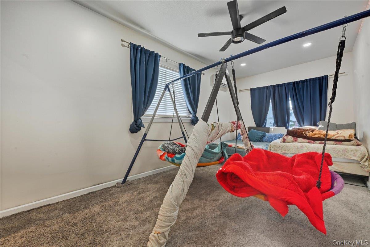 5 Plum Tree Lane Commack, NY 11725 - Photo 12 of 27