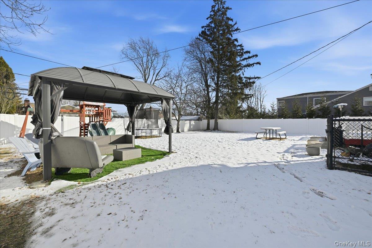 5 Plum Tree Lane Commack, NY 11725 - Photo 22 of 27