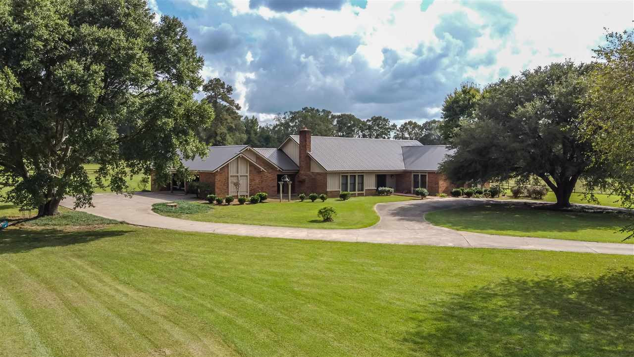 10911 Old Port Gibson Road Edwards, MS 39066 - Photo 1 of 42 Photo 1