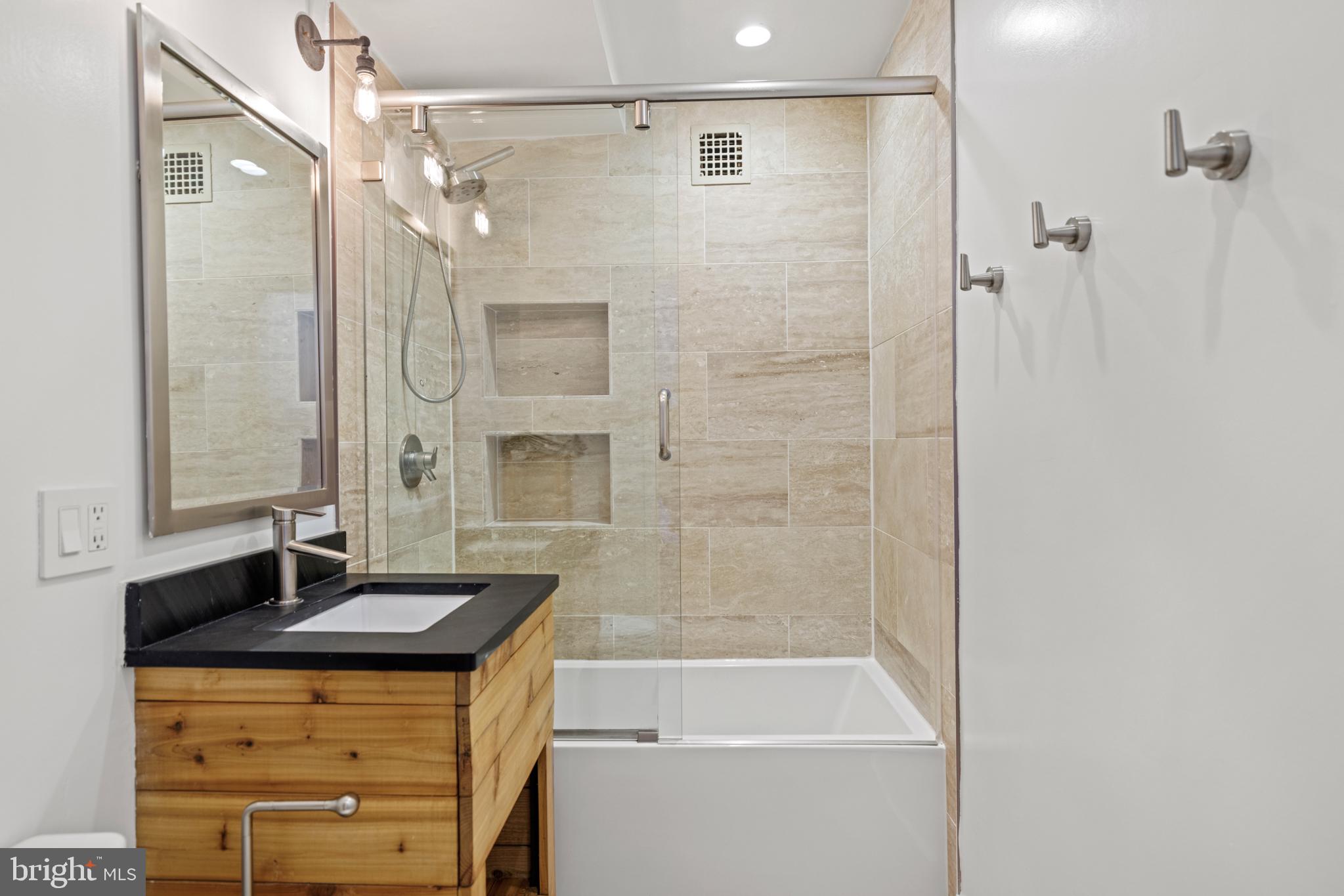 3900 Tunlaw Road Northwest, Unit 507 Washington, DC 20007 - Photo 16 of 27 Gallery Image 16