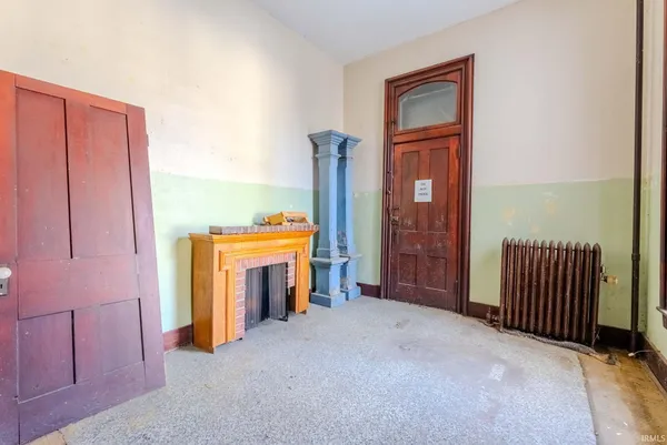 $185,000 | 218 East Main Street, Wabash, IN 46992