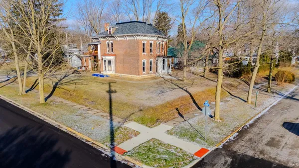 $185,000 | 218 East Main Street, Wabash, IN 46992