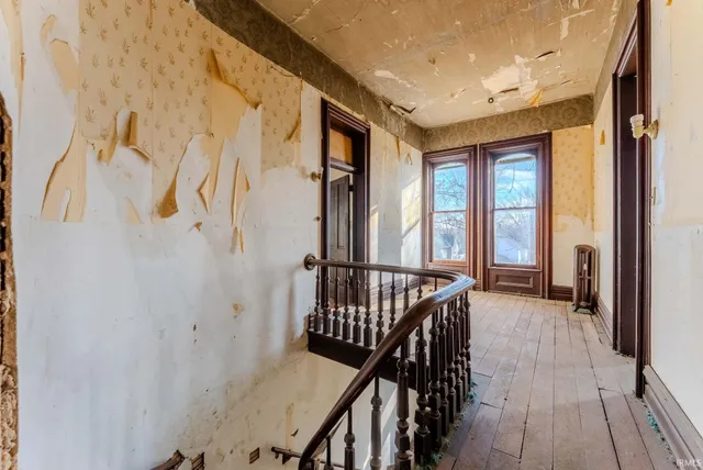 $185,000 | 218 East Main Street, Wabash, IN 46992