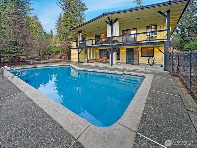 $550,000 | 115 1st Avenue, Randle, WA 98377