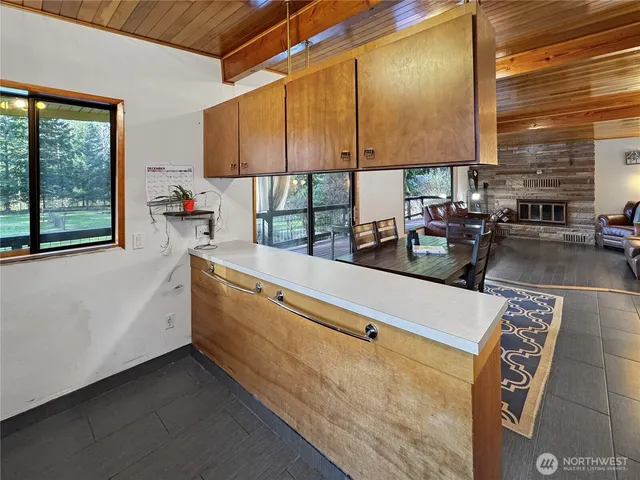 $550,000 | 115 1st Avenue, Randle, WA 98377