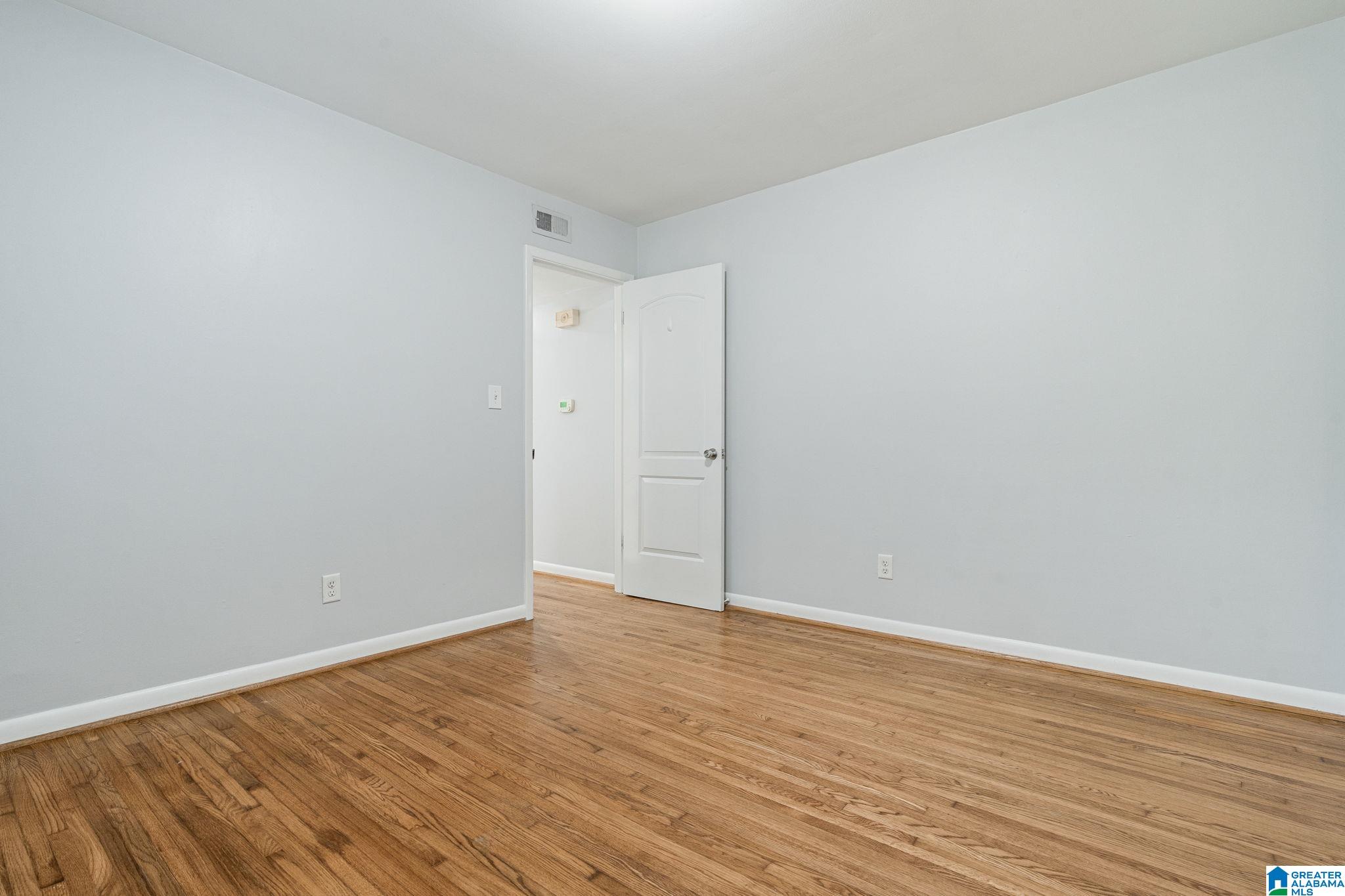 969 Oak Grove Road Homewood, AL 35209 - Photo 15 of 33