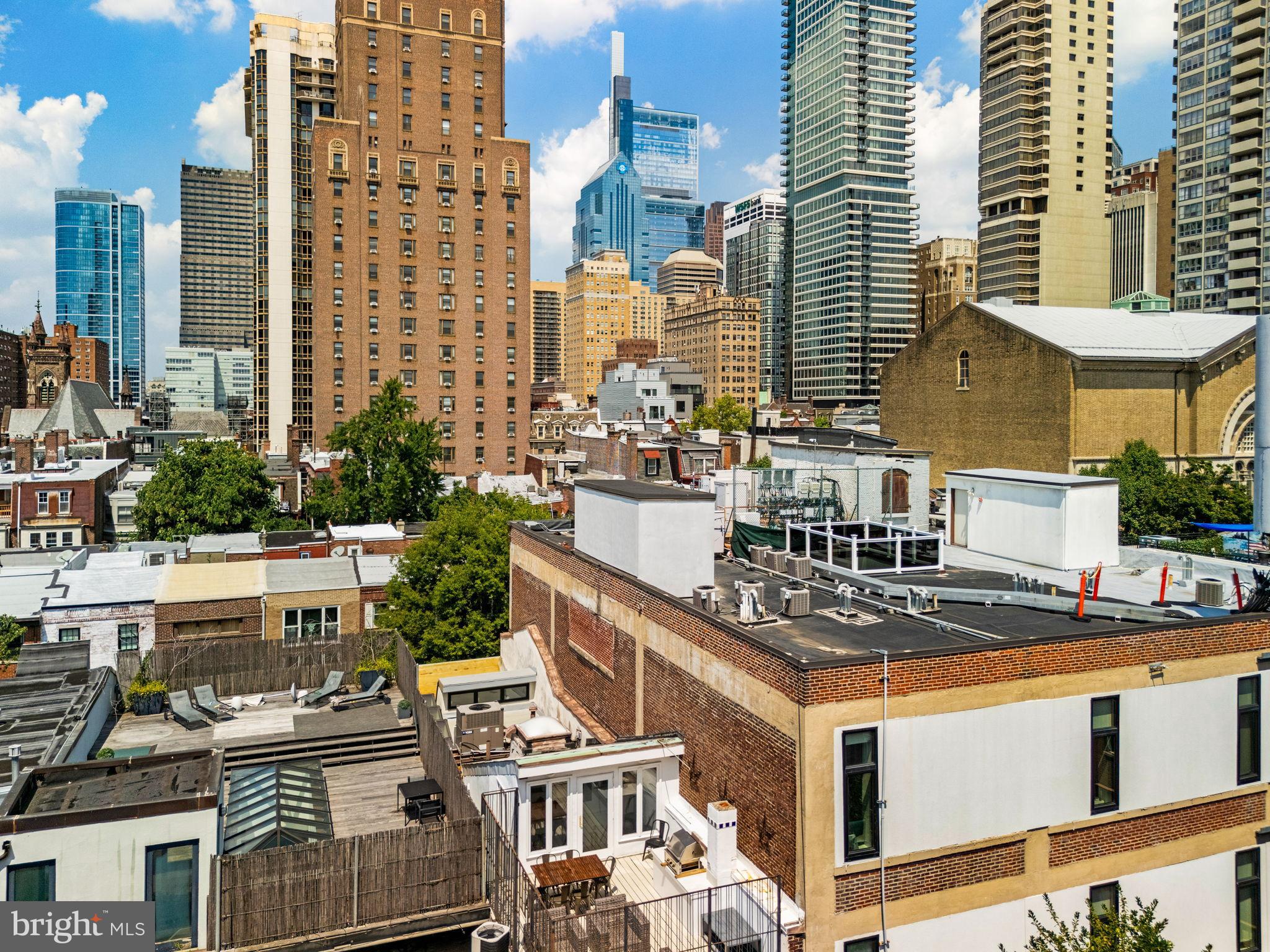 2036 Rittenhouse Square Philadelphia, PA 19103 - Photo 37 of 39 a picture of city view