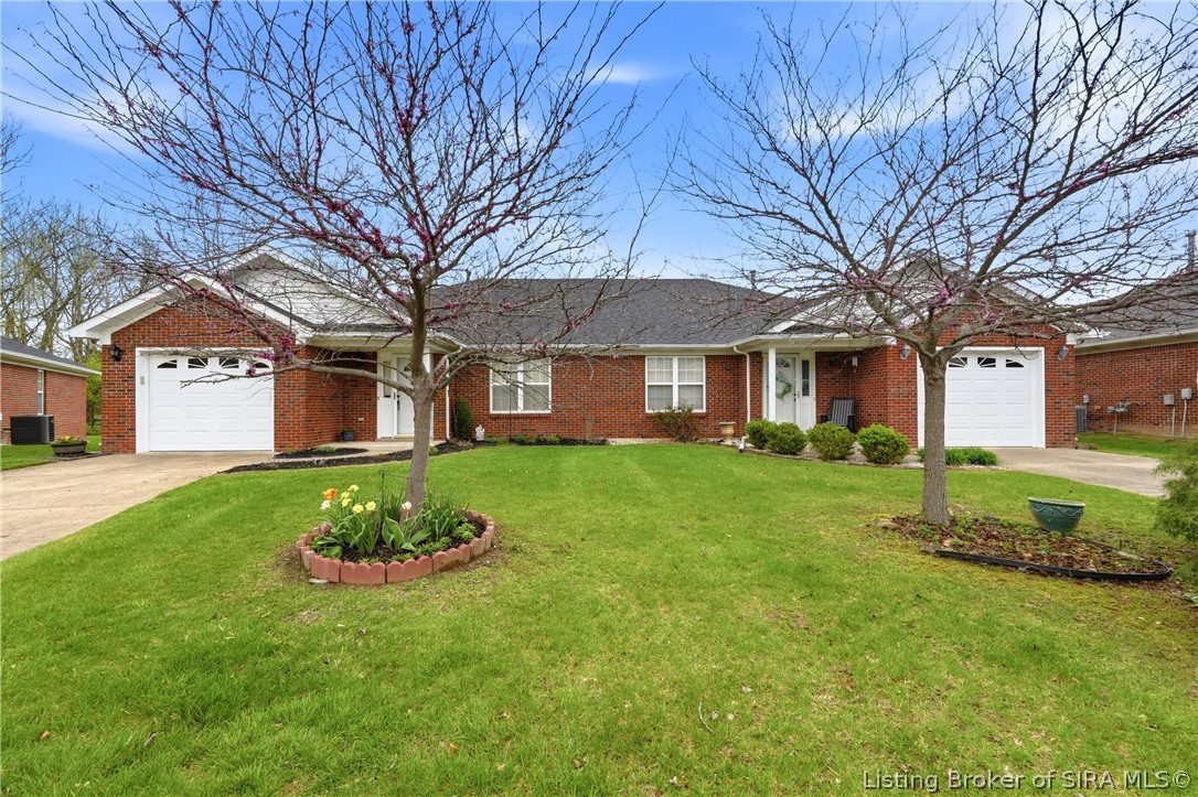 2414 Trinity Run Court New Albany, IN 47150 - Photo 1 of 36