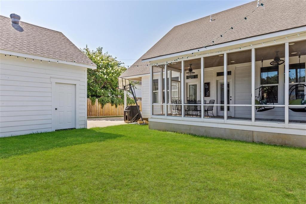 1109 East Oakdale Road Irving, TX 75060 - Photo 32 of 33