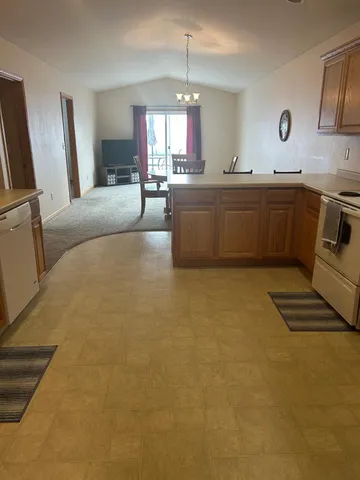 $212,500 | 3101 1st Avenue Northwest, Willmar, MN 56201