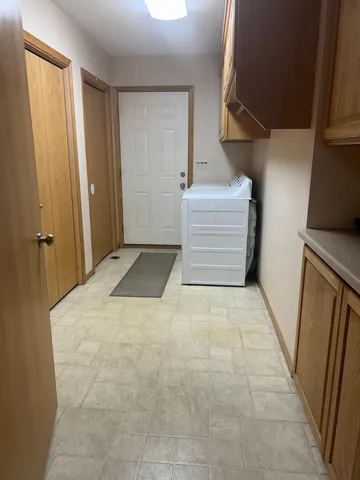 $212,500 | 3101 1st Avenue Northwest, Willmar, MN 56201