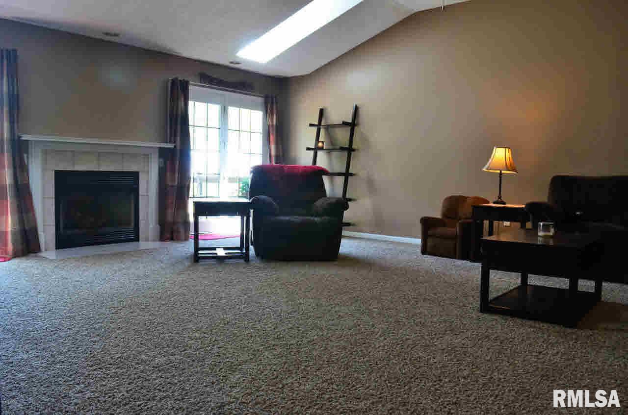 890 Mick Road Mount Vernon, IL 62864 - Photo 5 of 30