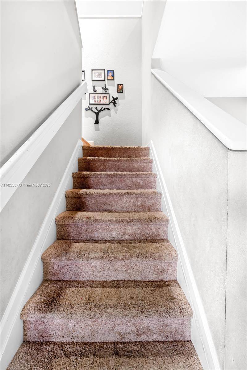 11850 Southwest 250th Terrace Homestead, FL 33032 - Photo 28 of 47 a view of entryway