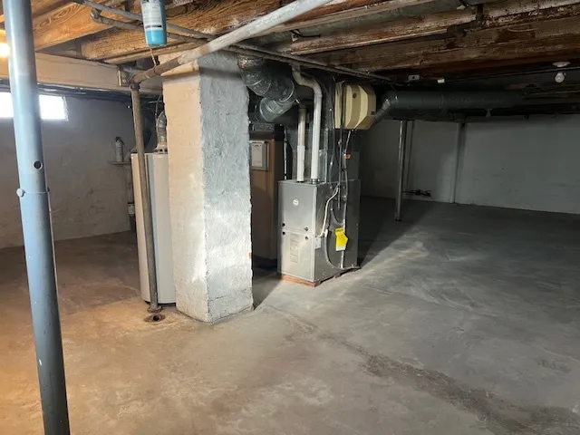 $75,000 | 519 East Empire Street, Freeport, IL 61032