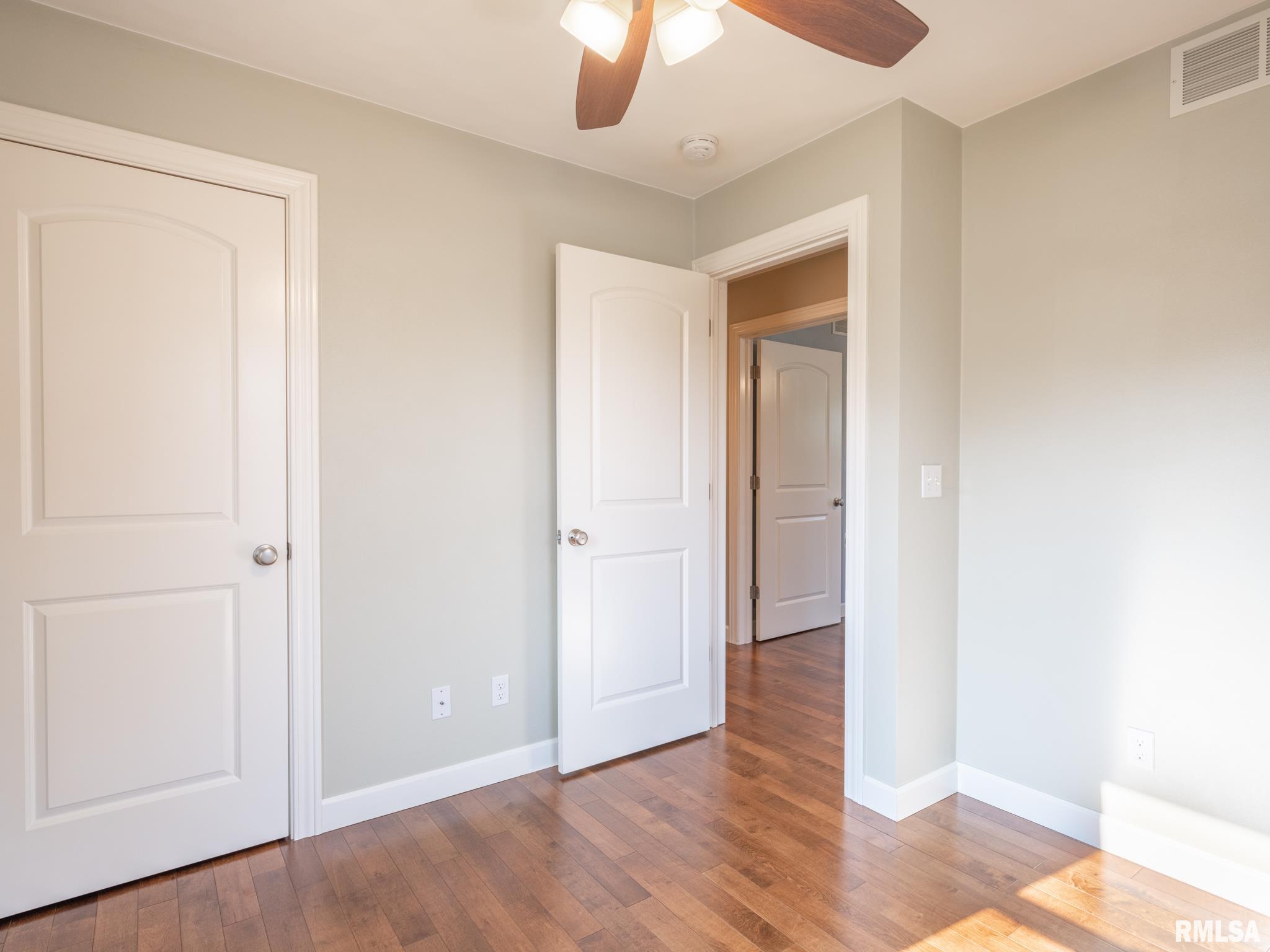 303 Locust Street Washington, IL 61571 - Photo 18 of 58 Gallery Image 18