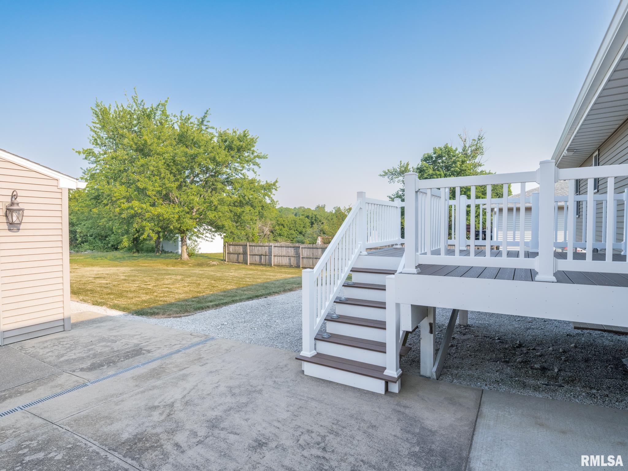 303 Locust Street Washington, IL 61571 - Photo 51 of 58 Gallery Image 51