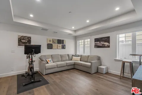$7,700,000 | 636 12th Street, Manhattan Beach, CA 90266