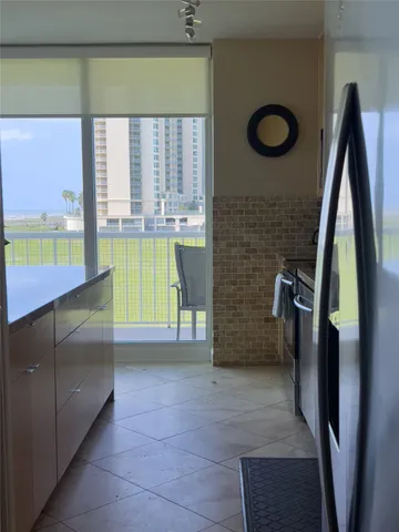 $1,000,000 | 1401 East Beach Drive, Unit 215, Galveston, TX 77550