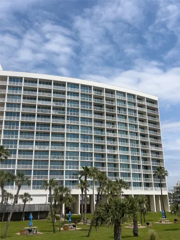 $1,000,000 | 1401 East Beach Drive, Unit 215, Galveston, TX 77550