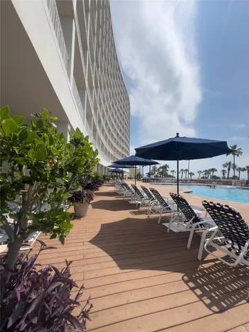 $1,000,000 | 1401 East Beach Drive, Unit 215, Galveston, TX 77550