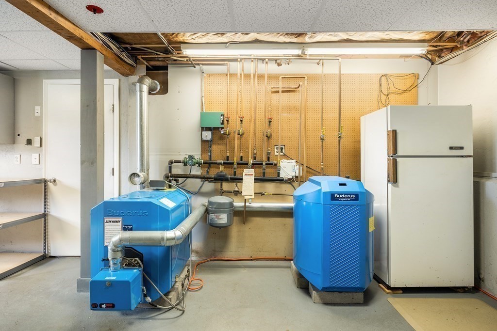 27 Phyllis Road Raynham, MA 02767 - Photo 33 of 42