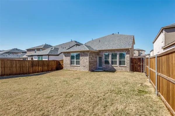 $2,200 | 724 Amenduni Lane, Anna, TX 75409