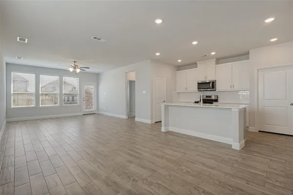 $2,200 | 724 Amenduni Lane, Anna, TX 75409