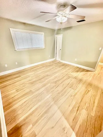 $1,800 | 310 Cedar Avenue North, Unit E, Niceville, FL 32578