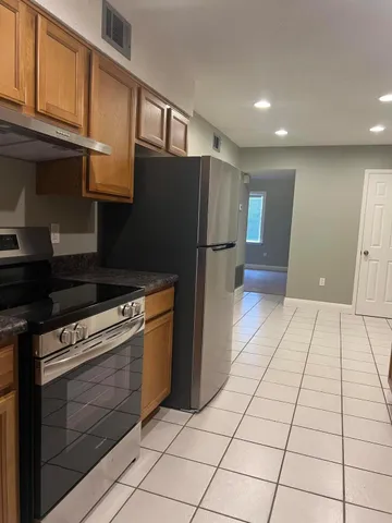 $1,800 | 310 Cedar Avenue North, Unit E, Niceville, FL 32578