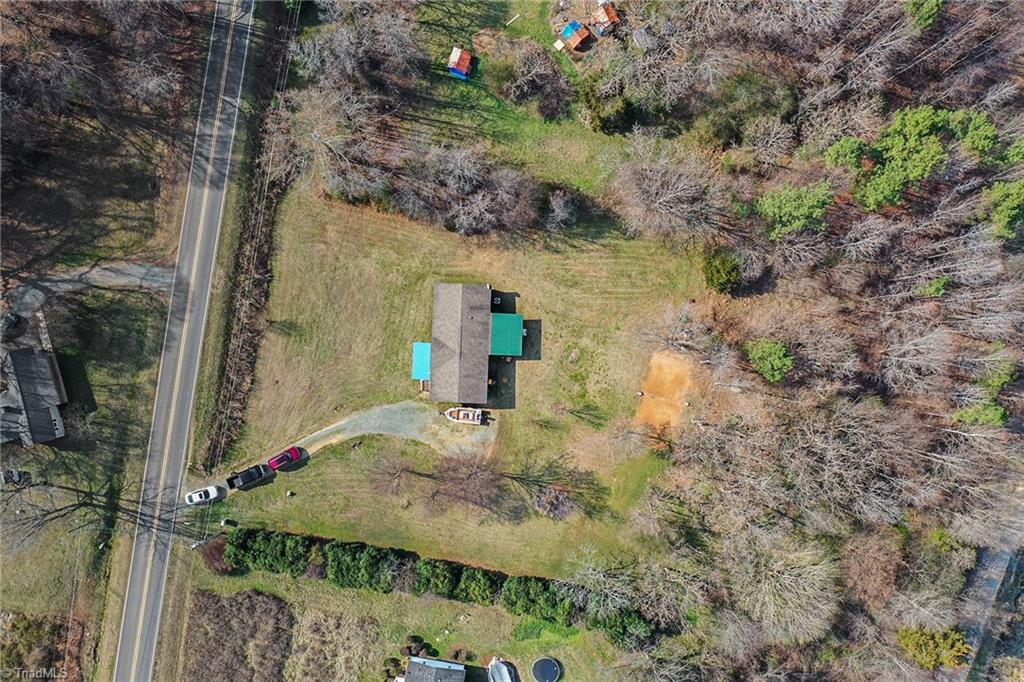 4963 Thom Road Mebane, NC 27302 - Photo 29 of 34 Gallery Image 29