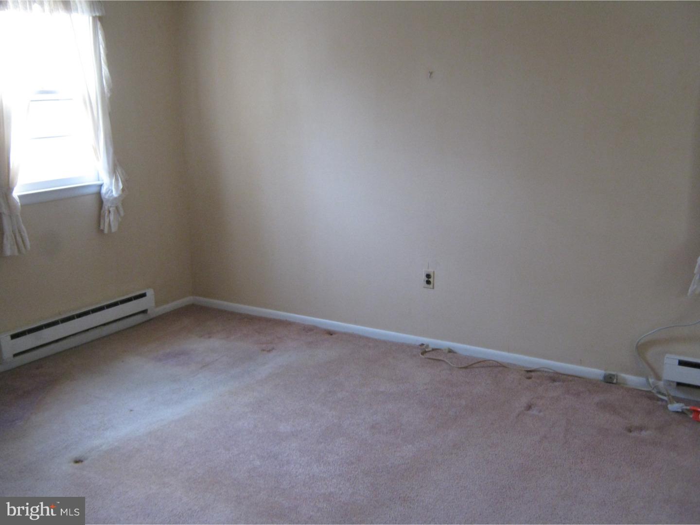 726 Farley Road Bensalem, PA 19020 - Photo 9 of 12 Bedroom - Main