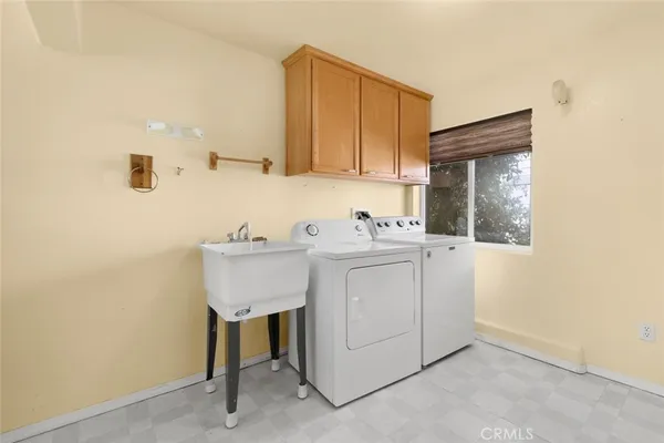 $879,000 | 2110 McCabe Drive, Cambria, CA 93428