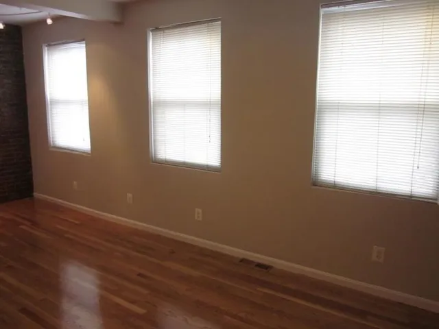 $2,900 | 202 West 9th Street, Unit 2, Boston, MA 02127