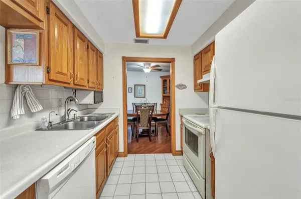 $100,000 | 22375 Edgewater Drive, Unit 255, Punta Gorda, FL 33980