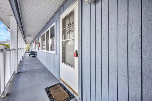 $100,000 | 22375 Edgewater Drive, Unit 255, Punta Gorda, FL 33980