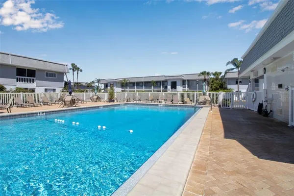 $100,000 | 22375 Edgewater Drive, Unit 255, Punta Gorda, FL 33980