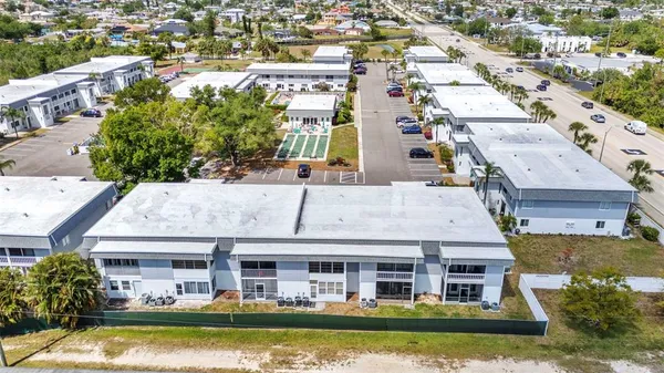 $100,000 | 22375 Edgewater Drive, Unit 255, Punta Gorda, FL 33980