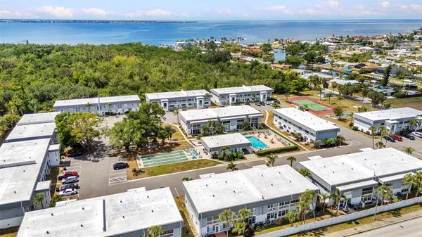 $100,000 | 22375 Edgewater Drive, Unit 255, Punta Gorda, FL 33980